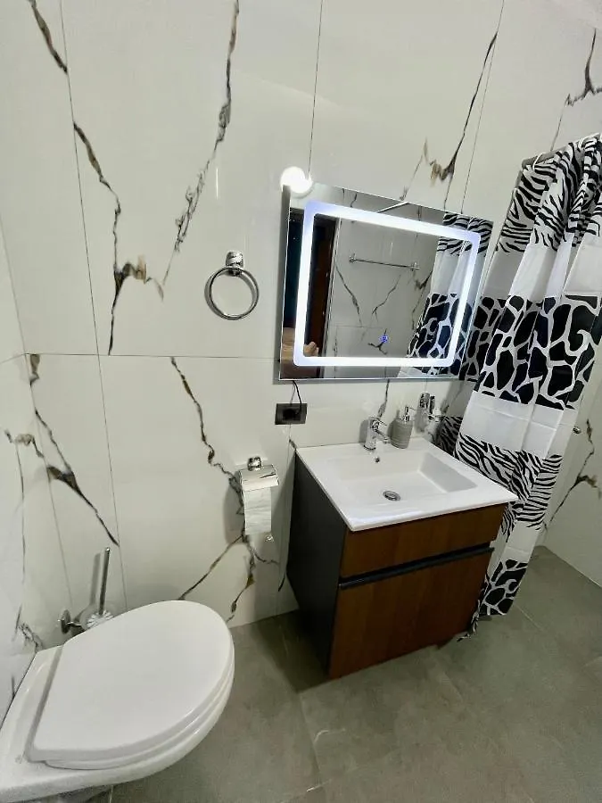 Keon Superb Studio Apartament Tirana